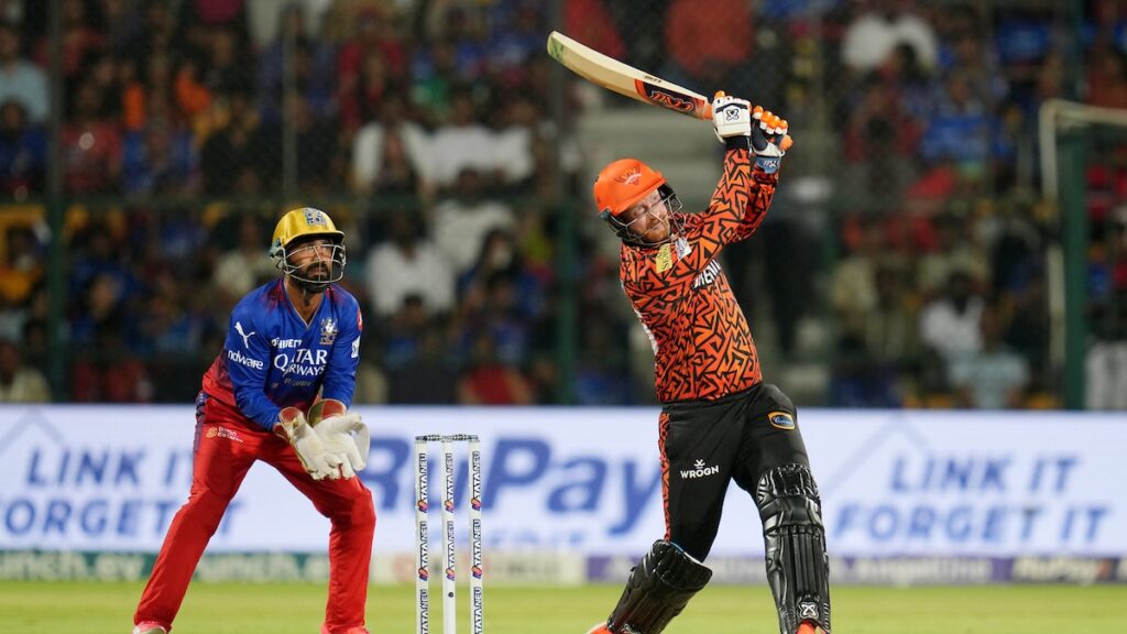 RCB vs SRH LIVE Score, IPL 2024 SRH Star Drops Kohli’s Catch, RCB