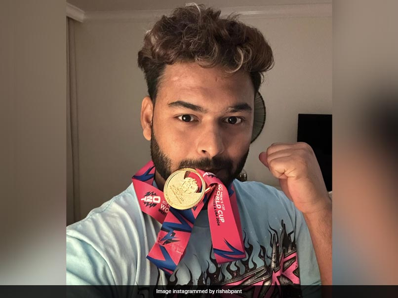 Rishabh Pant Shares Pic With T20 World Cup Medal; Gets Trolled By Axar Patel, Mohammed Siraj